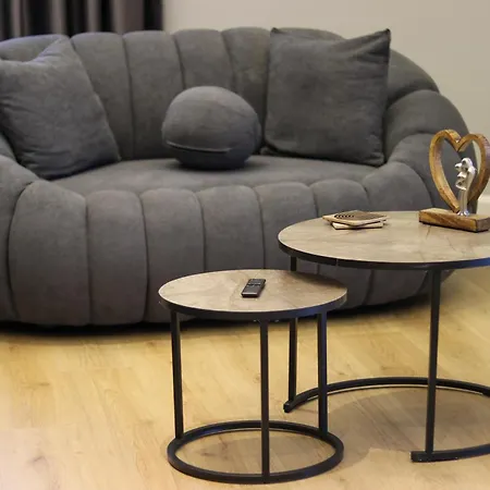 公寓 Fra 地拉那